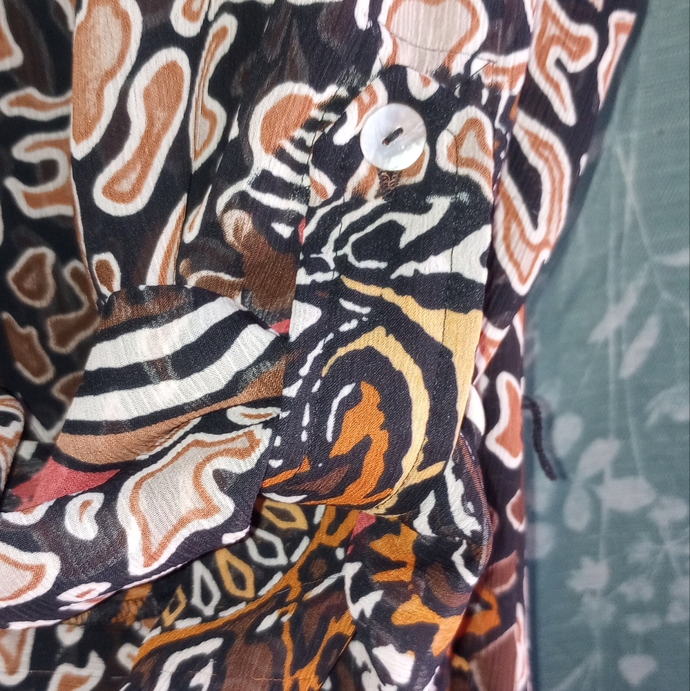 Ruby Rd Geometric Print Long Sleeve Bottom Down S… - image 4